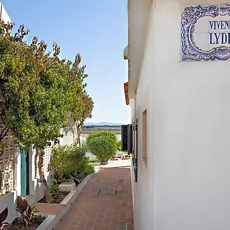 Lydia By My Choice 3* Faro