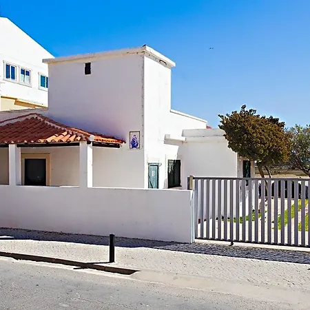 Lydia By My Choice Hotel 3*